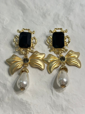Vintage Baroque Bow Pearl Earrings E01