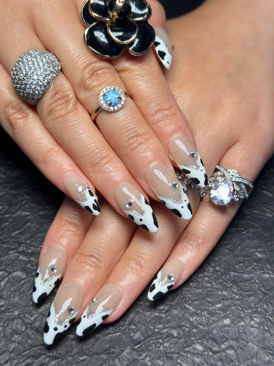 Simple with diamond